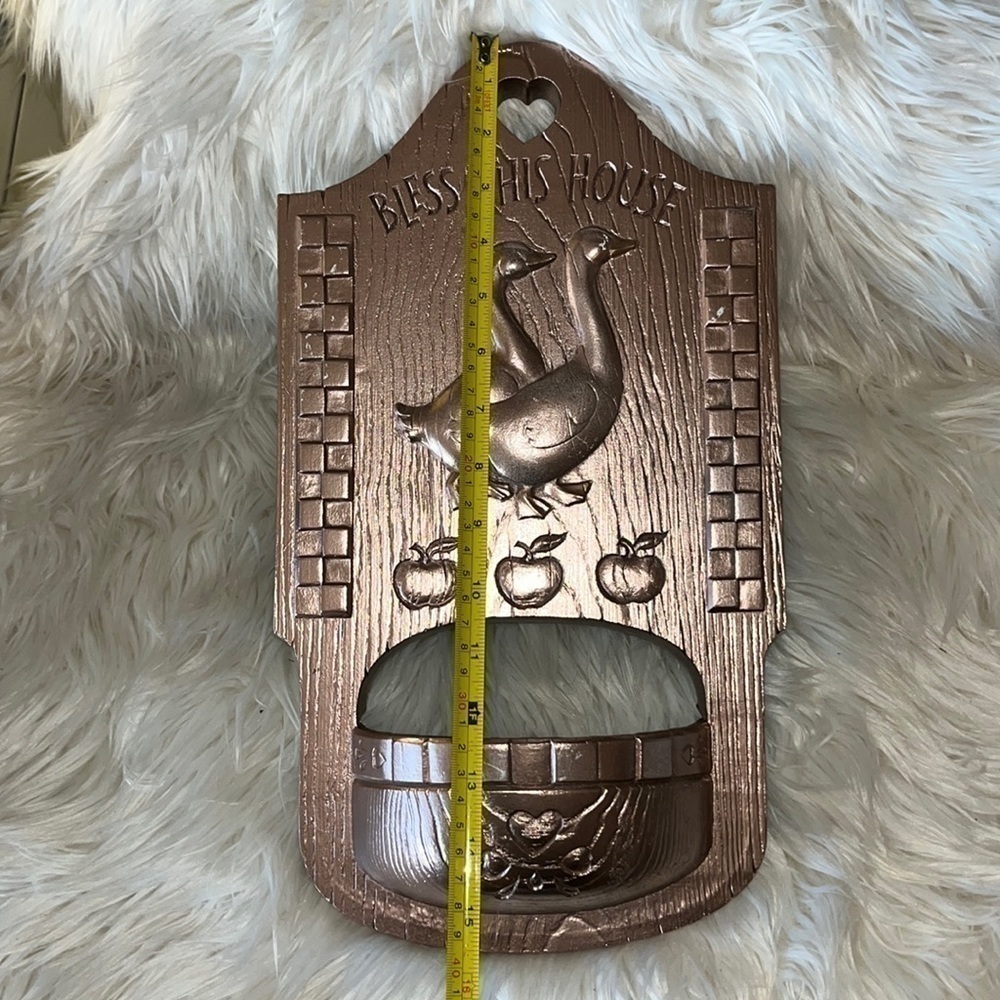 Burwood Homco BLESS THIS HOUSE Wall Pocket Plaque. Painted gold. - Picture 5 of 6